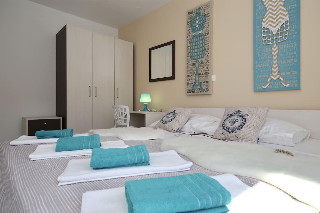 Oleandra Apartments Драге Екстериор снимка
