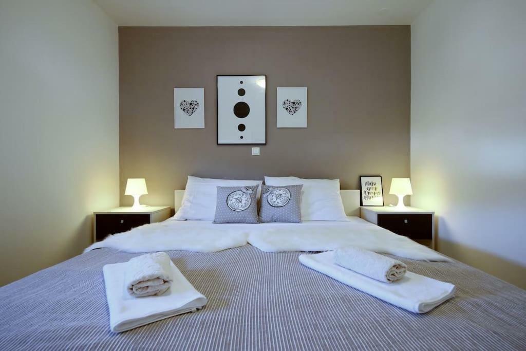 Oleandra Apartments Драге Екстериор снимка
